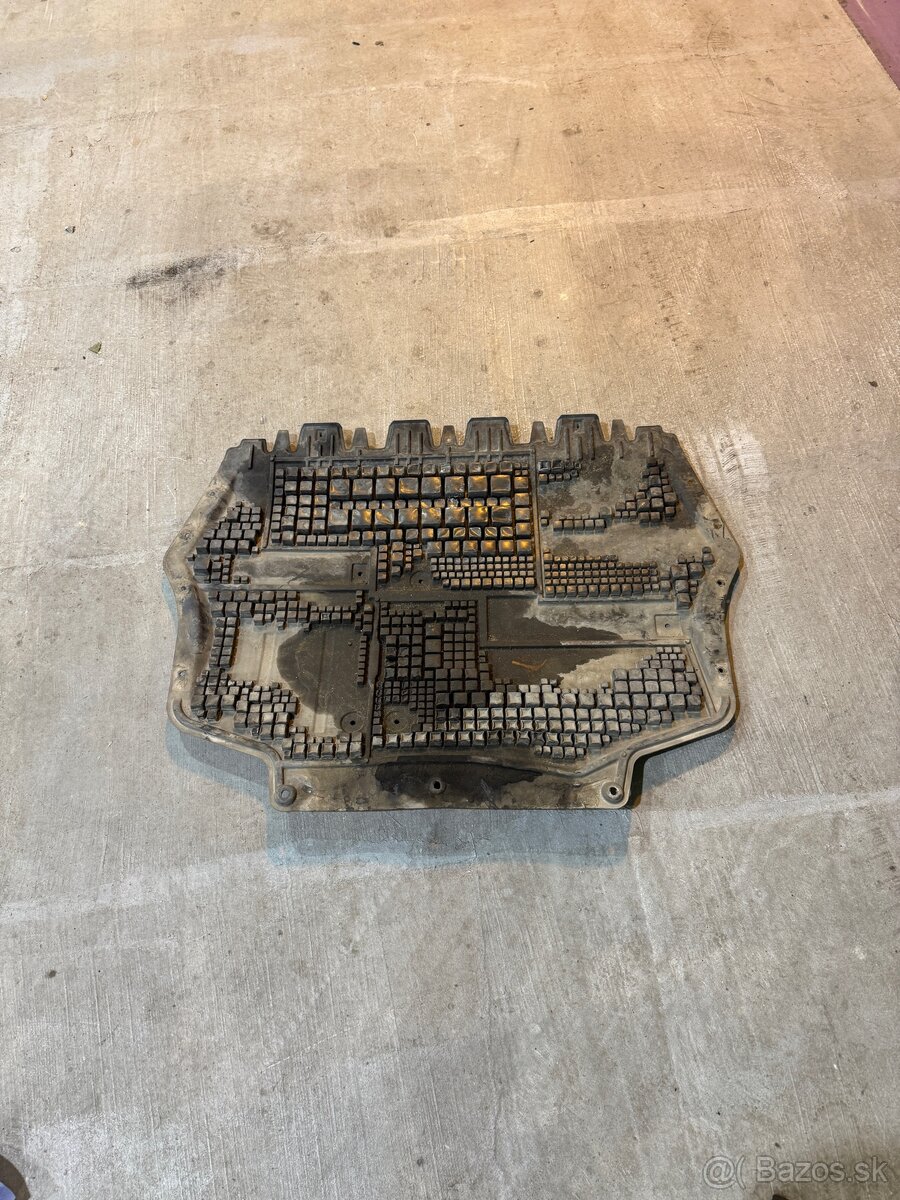 Spodný kryt Golf 5 plus, Superb 2, Yeti