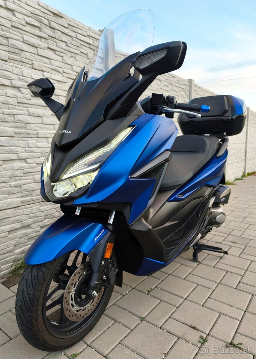 Honda Forza 125