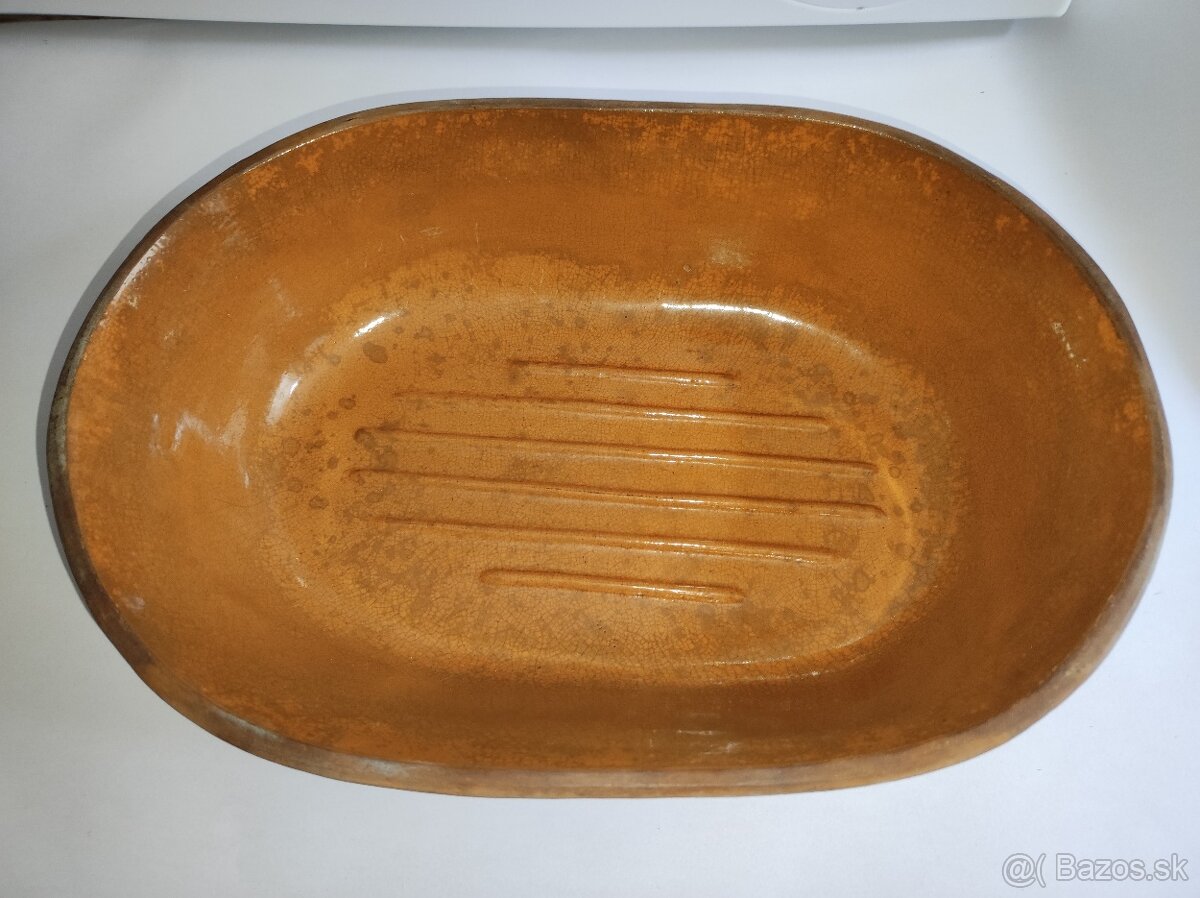 Rímsky hrniec, Taniere, Zapekacie misky, Smaltovanú panvicu,