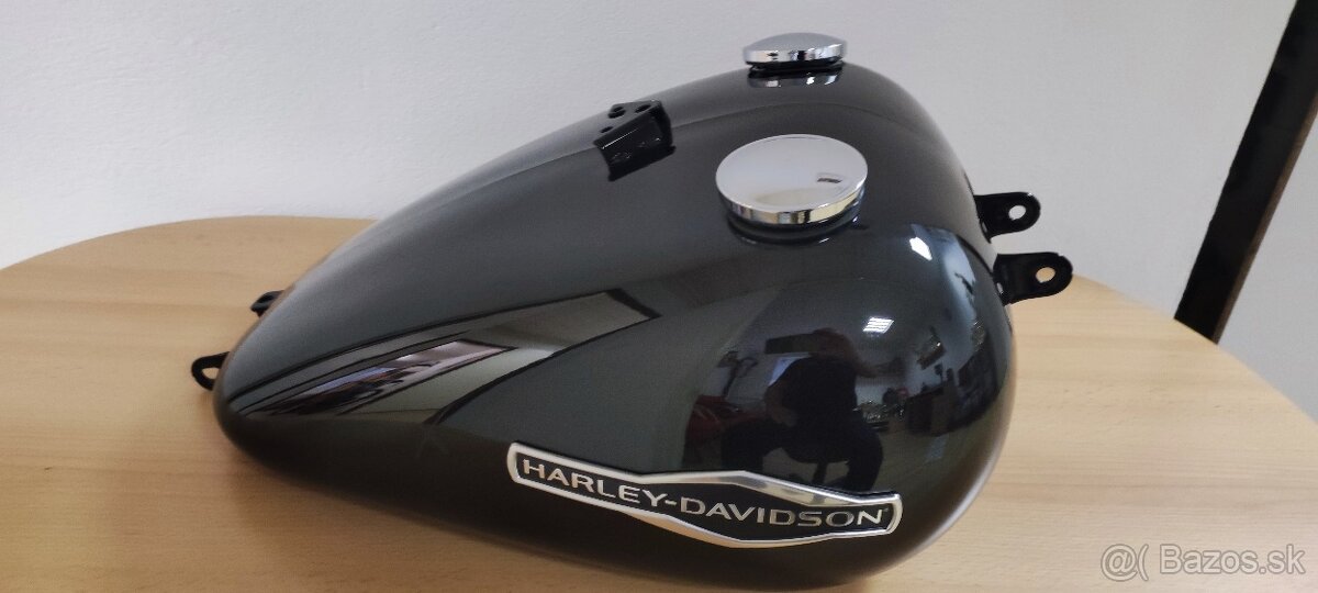 HD Sport Glide nádrž