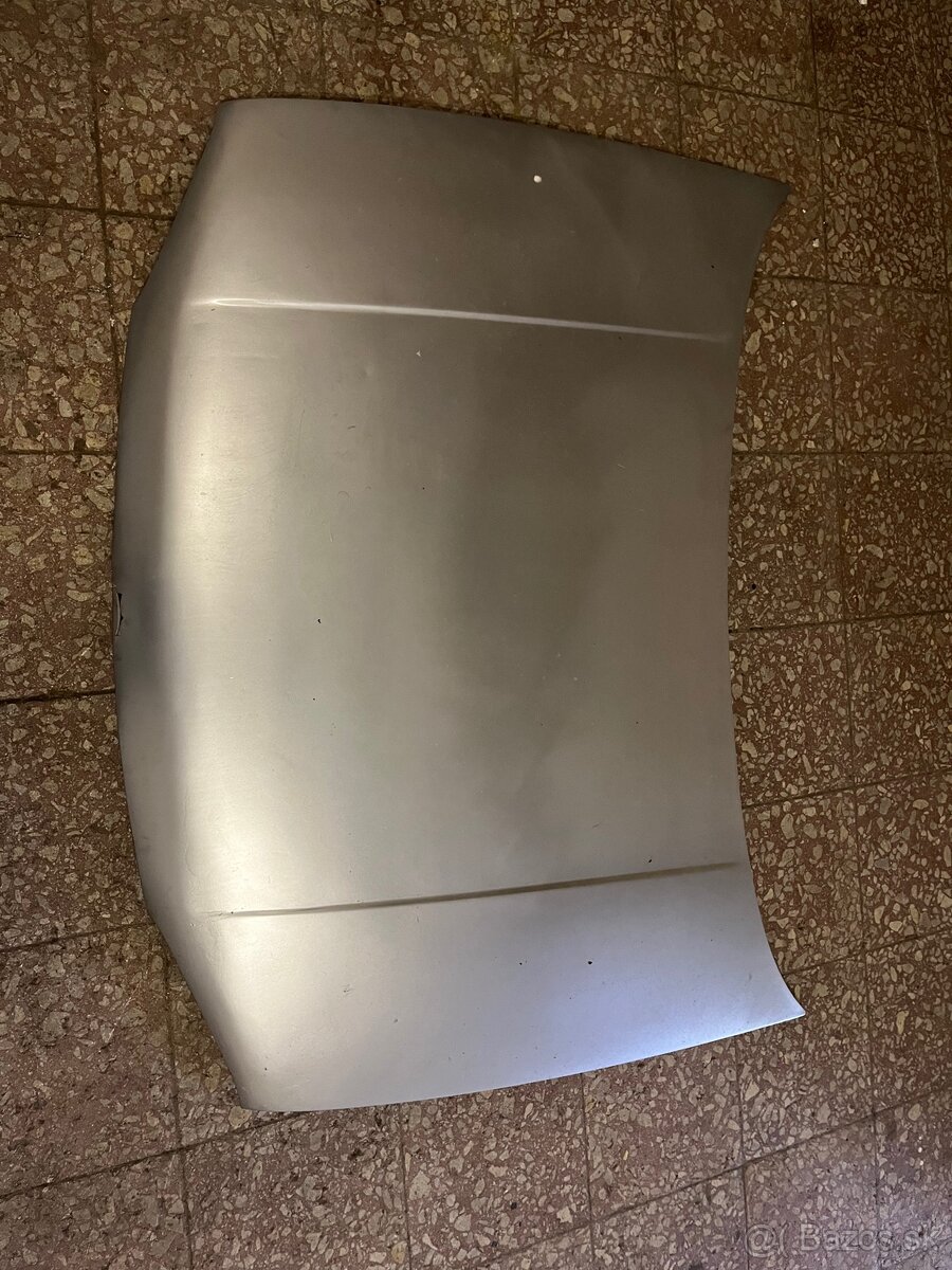 Kapota, maska a kryt motora na Golf 4 MK IV