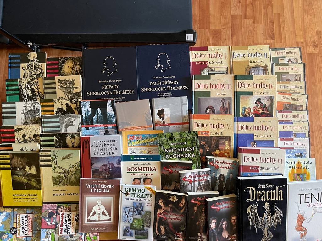 Dějiny hudby,Netradiční kuchařka,Problém Spinoza,Murakami