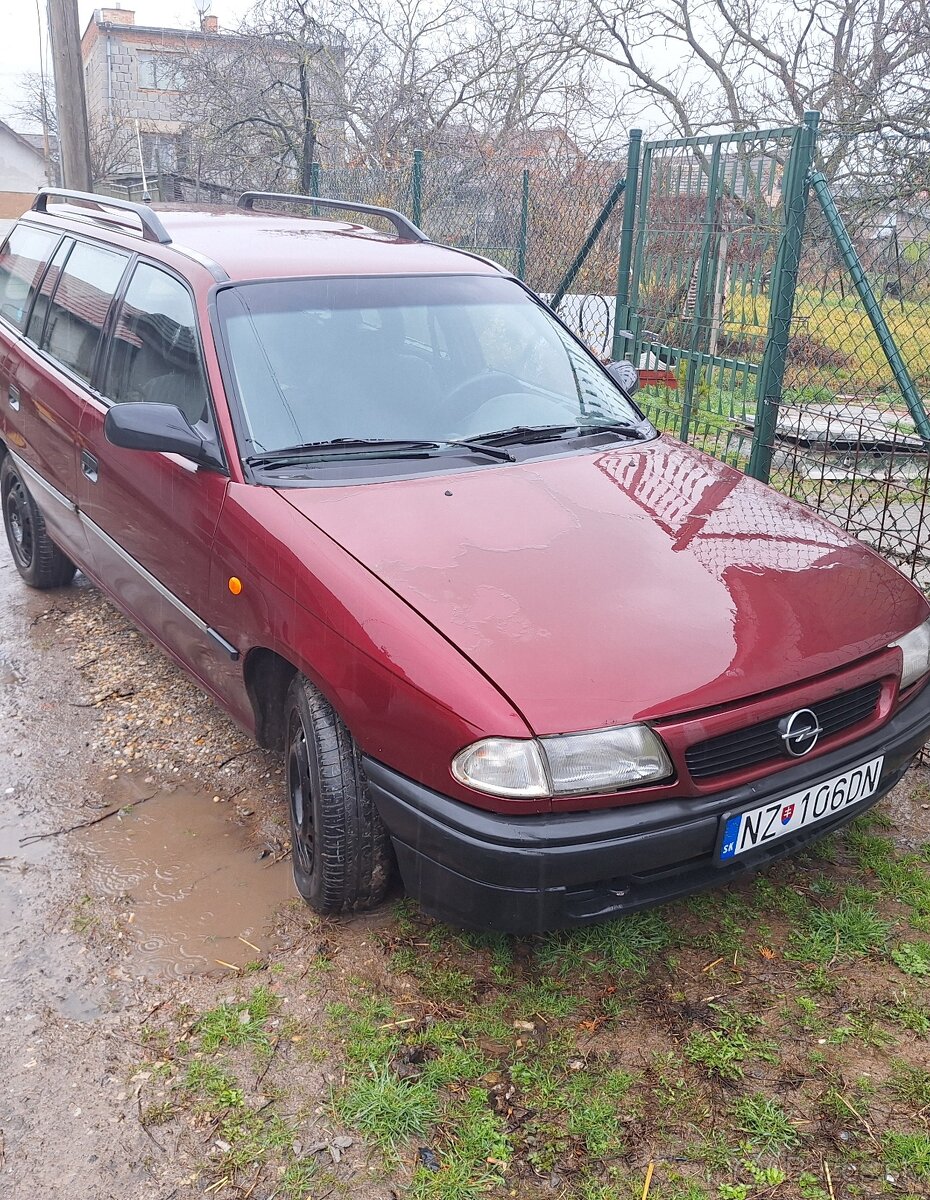 Opel astra