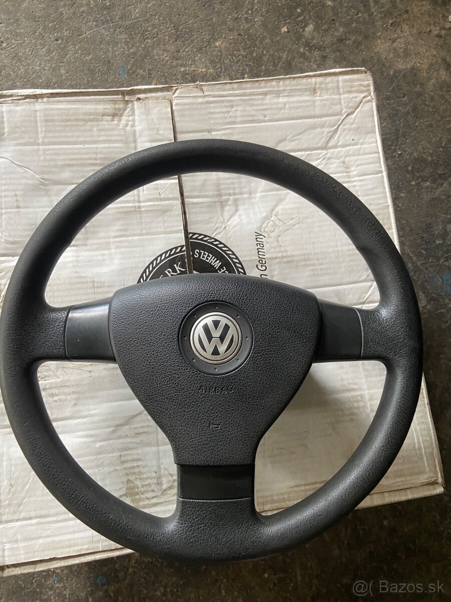 Volant s airbagom z Passatu B6