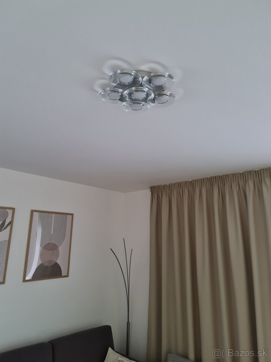 Lustre Philips