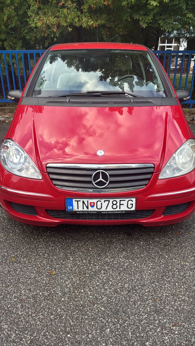Predam vcelku alebo na ND Mercedes A 150