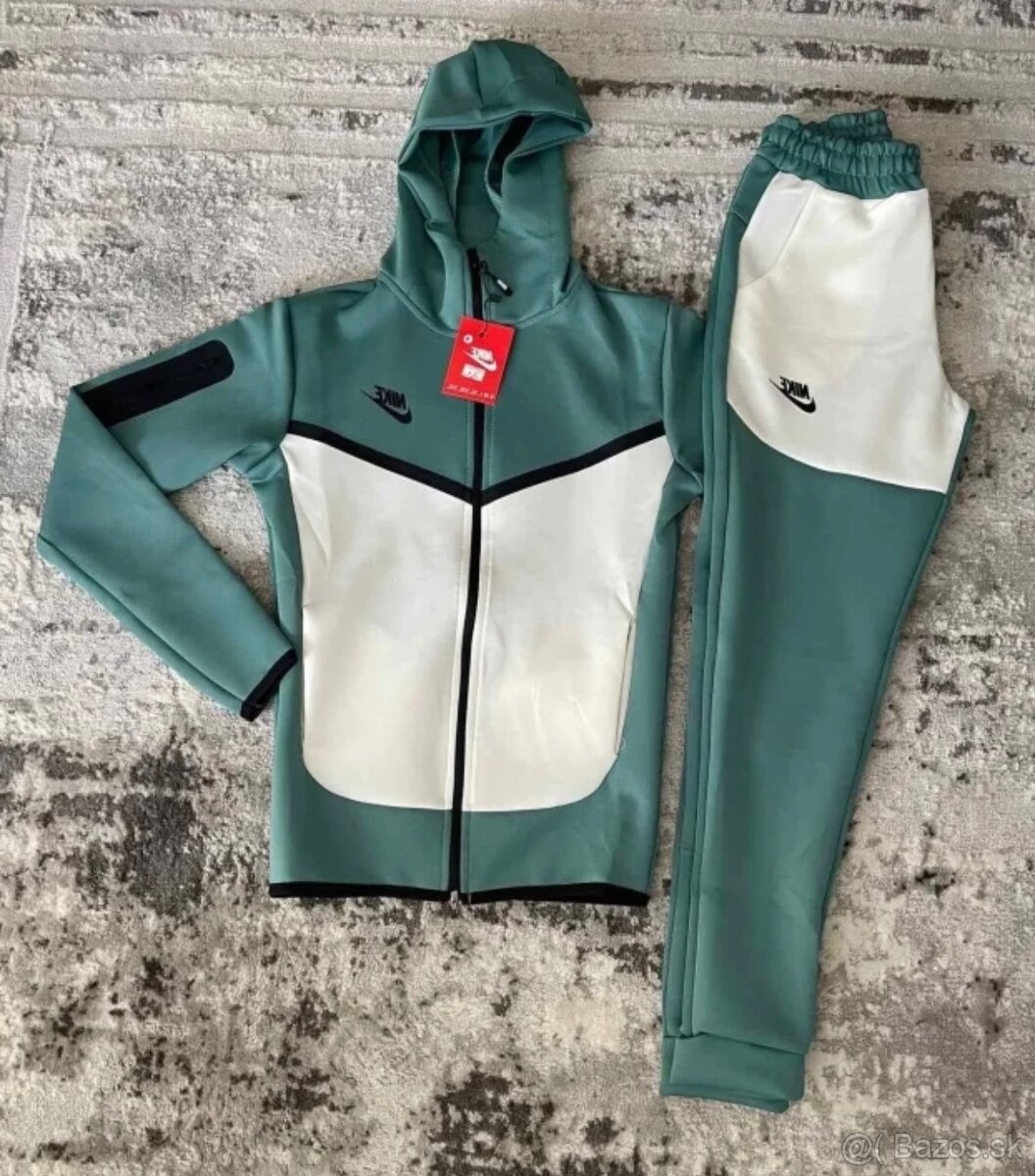 Nike Tech Fleece Zelené