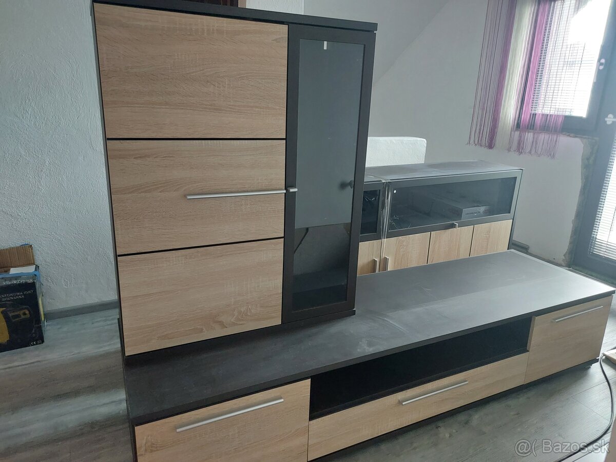 Obývacia stena