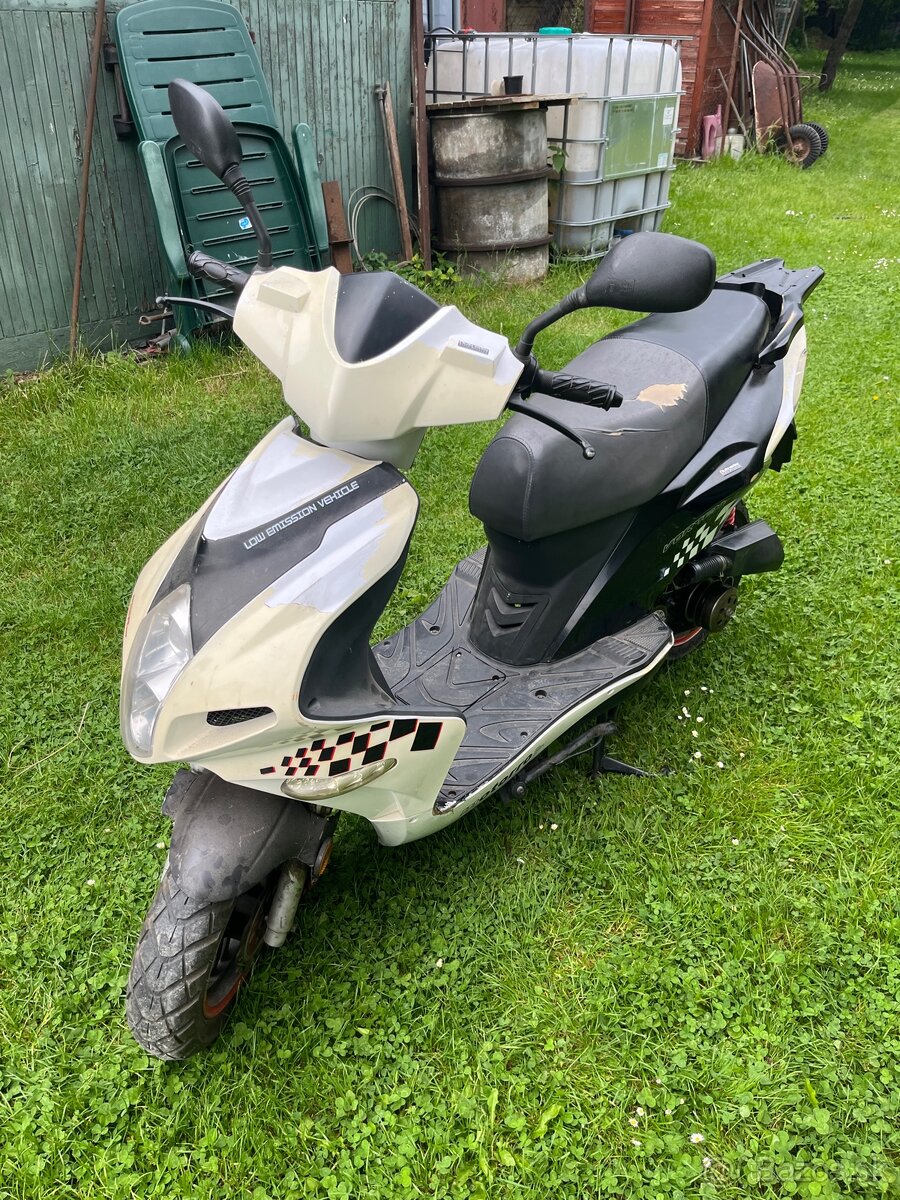 Skúter 50/80