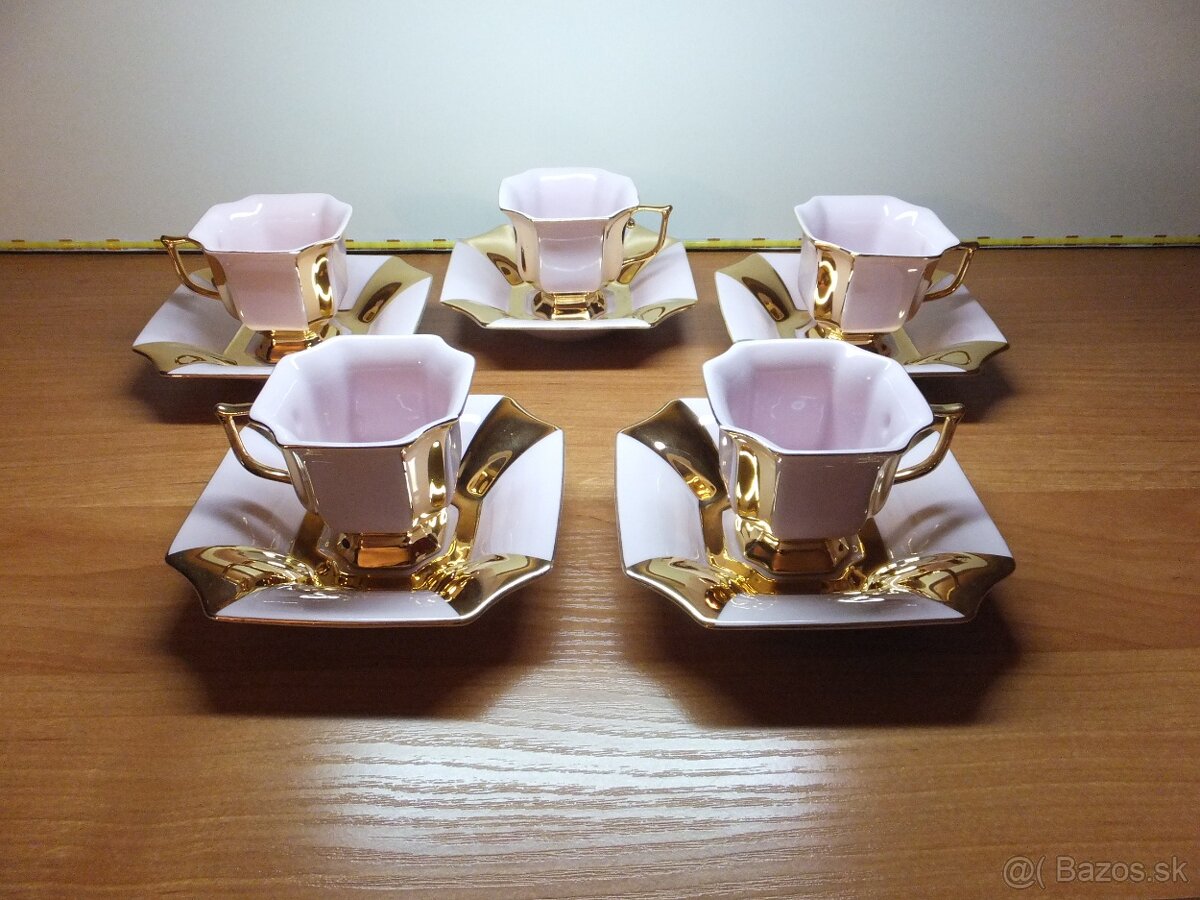 Šapo Empír, růžový porcelán Chodov, šálky s podšálky.