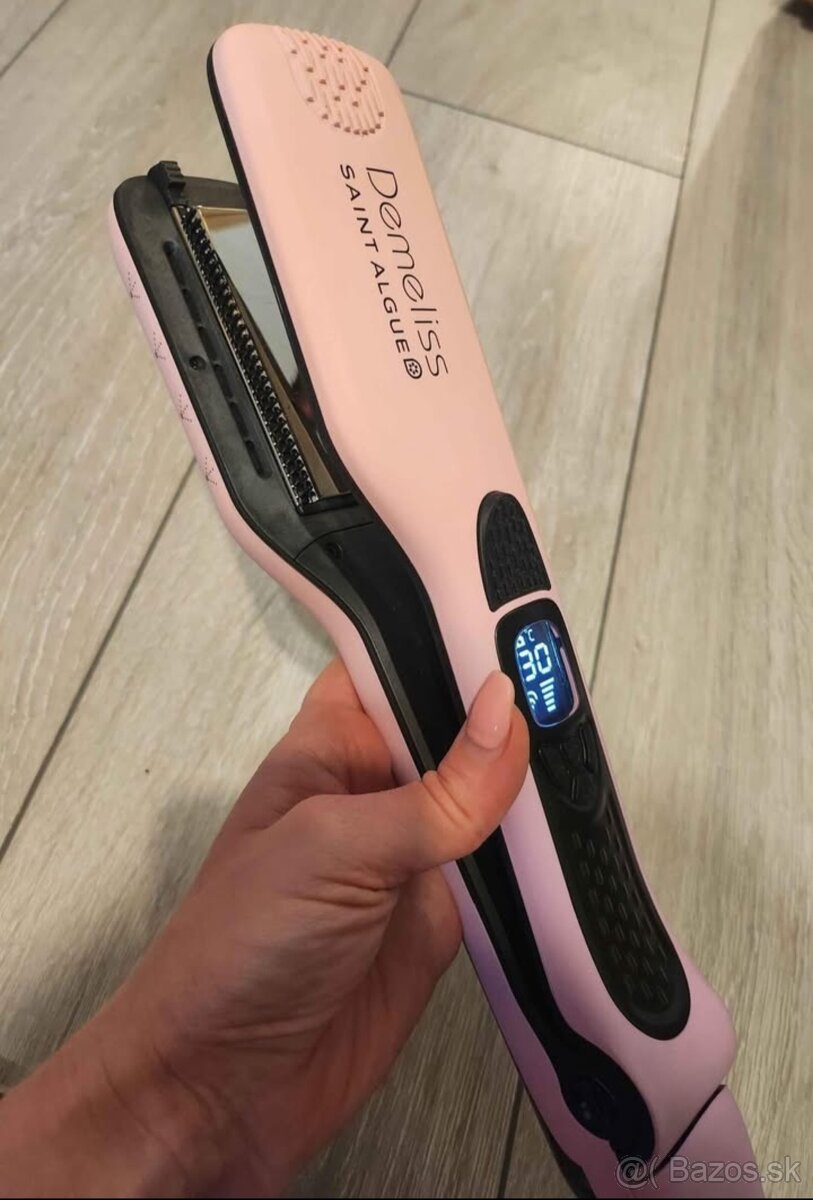 Parná žehlička na vlasy Demeliss