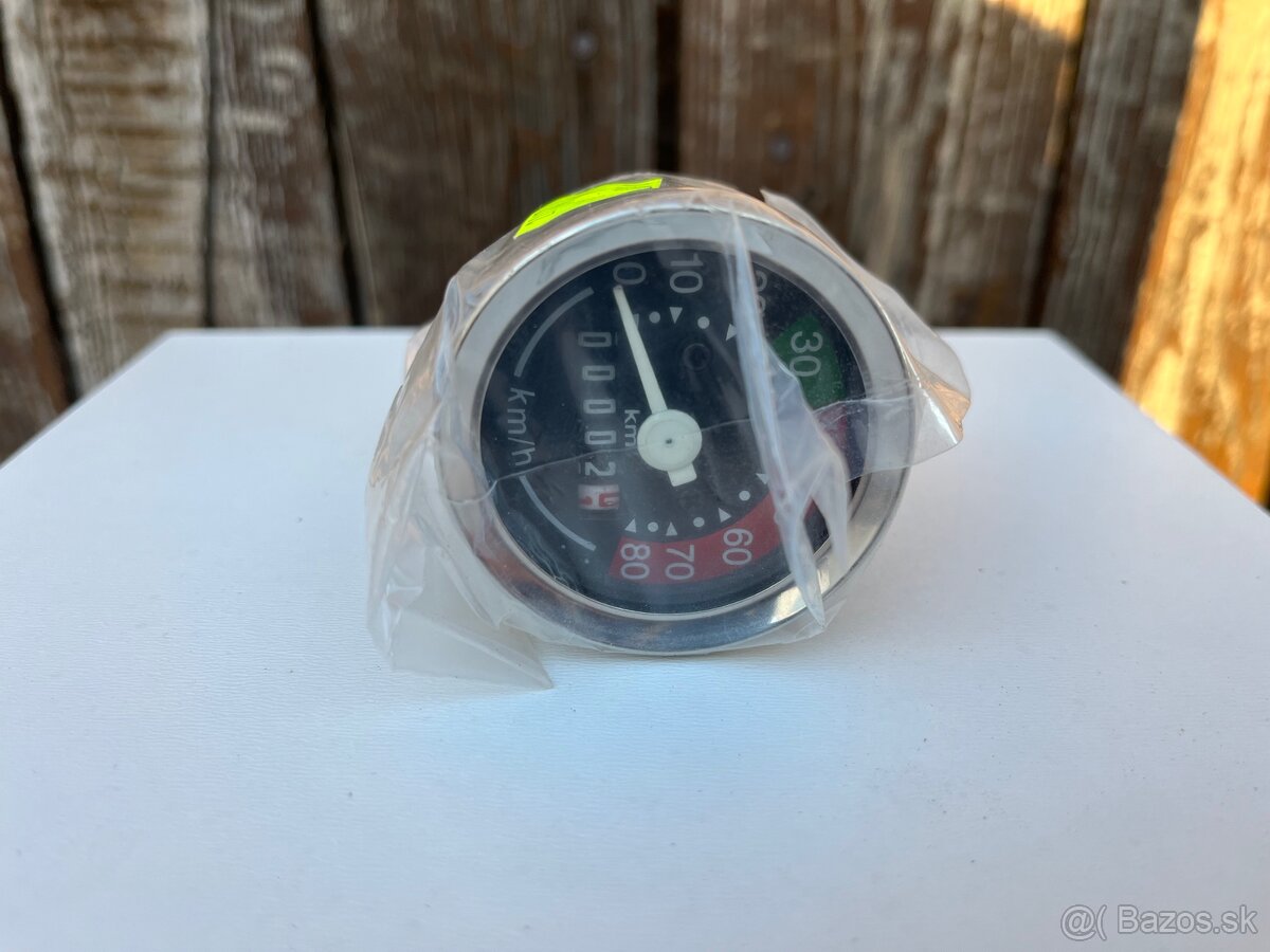 Tachometer a spojkové lamely