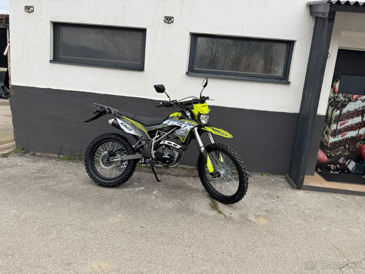 Cestné enduro ASIX XB82 250 cm³