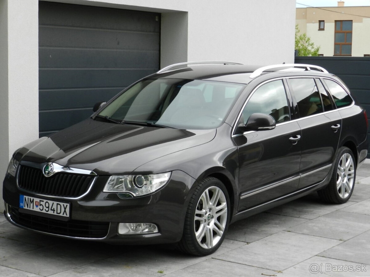 Škoda Superb Combi 3.6 FSI V6 4x4 Elegance DSG