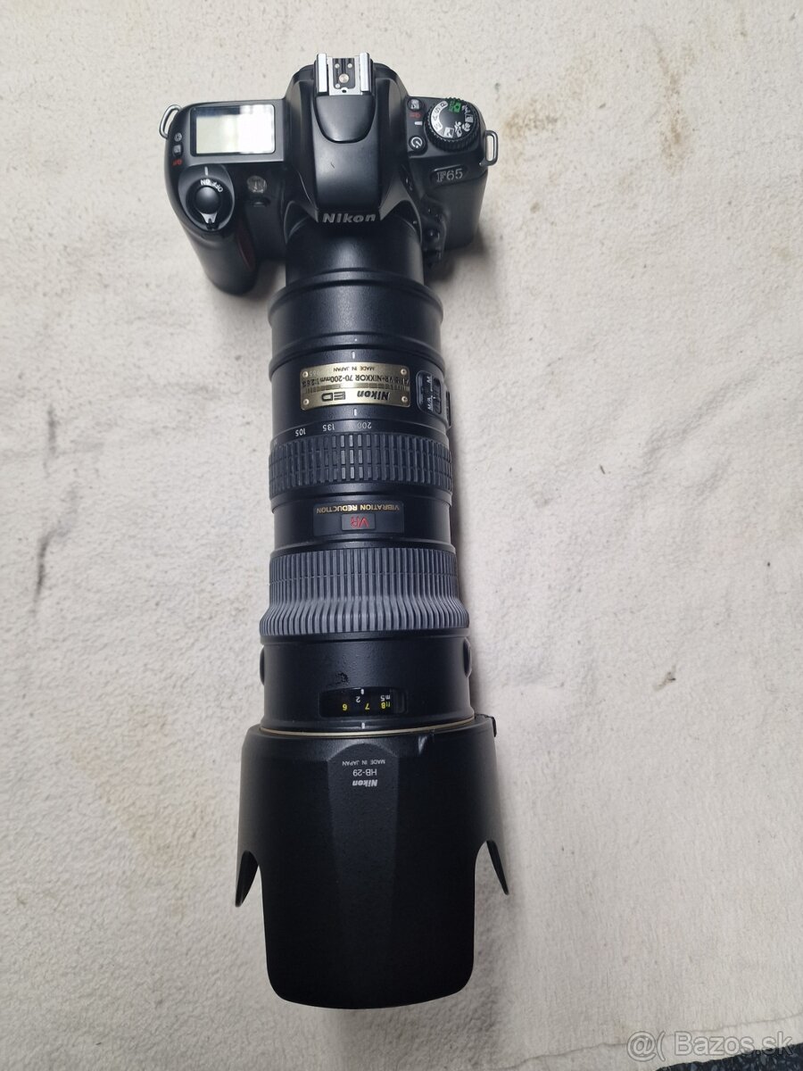 NIKKOR ED AF-S VR 70-200