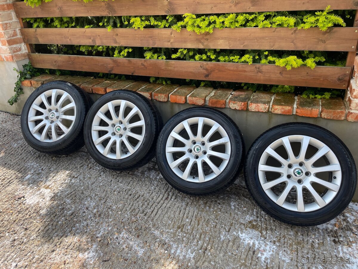 Predám hliníkové disky s letnými pneu na Škoda YETI R17