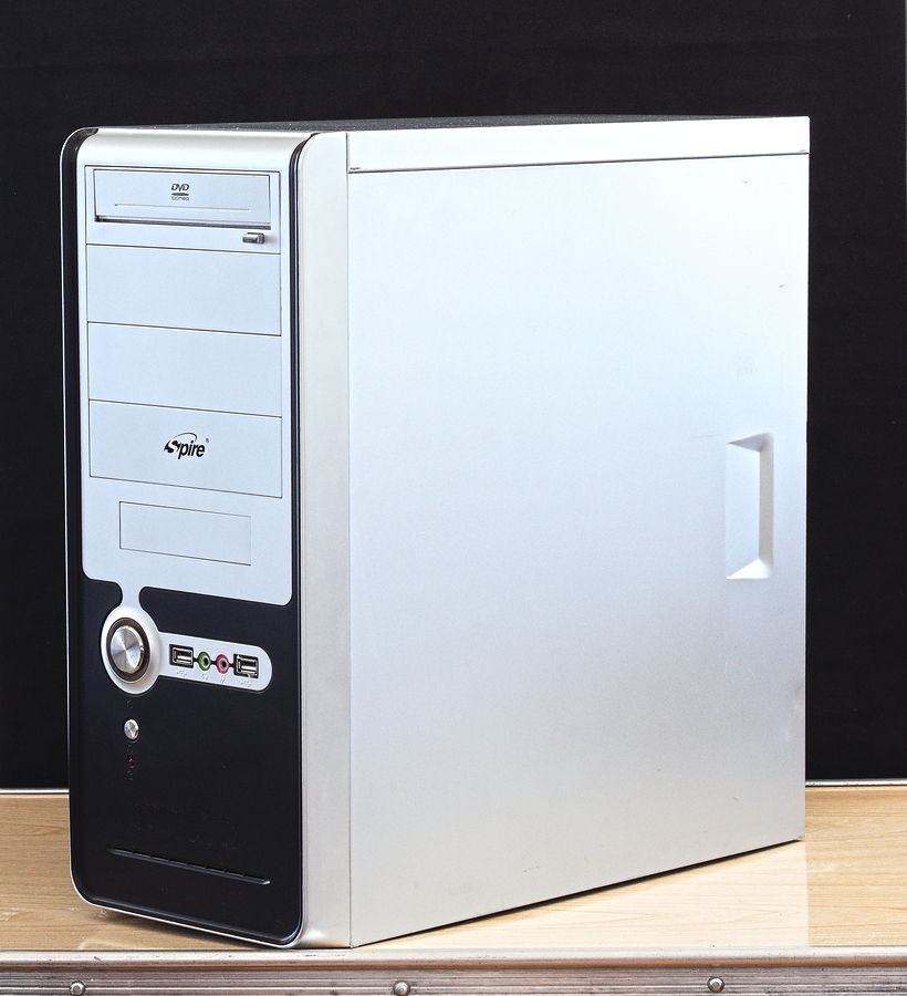 PC Intel Core Duo E6420 ; RAM 3 Gb; HDD 816 Gb; Ati Radeon 5