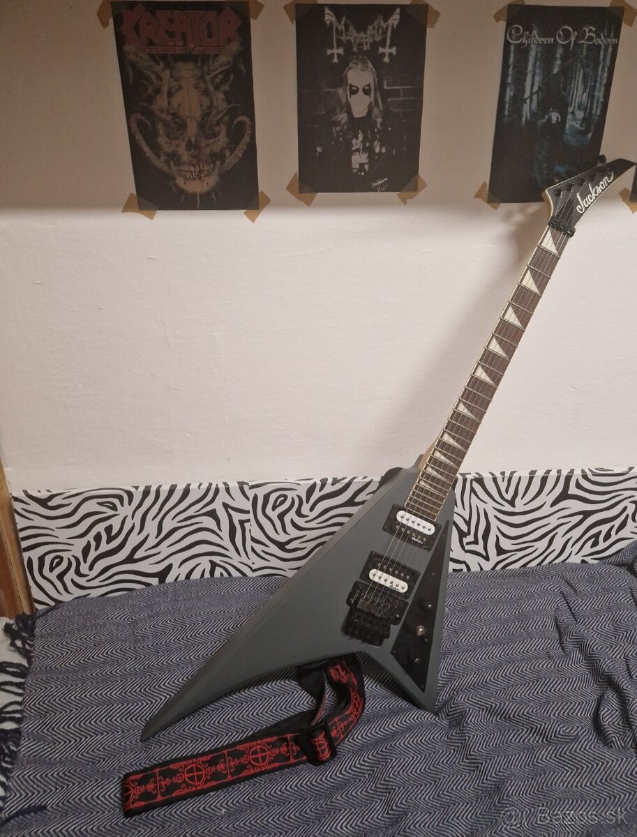 Gitara Jackson js32 king V