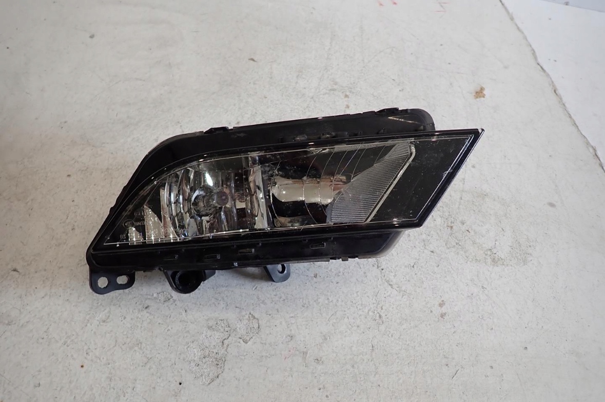 Seat Ibiza IV lift  2012- , Toledo pravá hmlovka