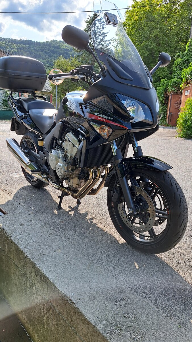 Honda cbf 600s