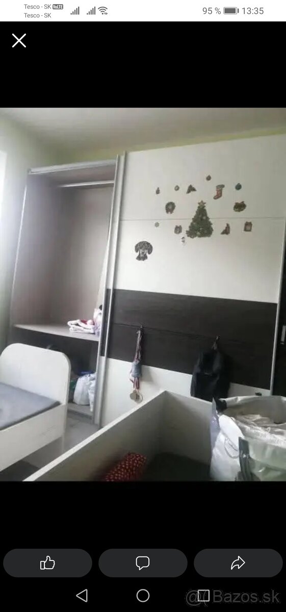 Vstavaná skriňa
