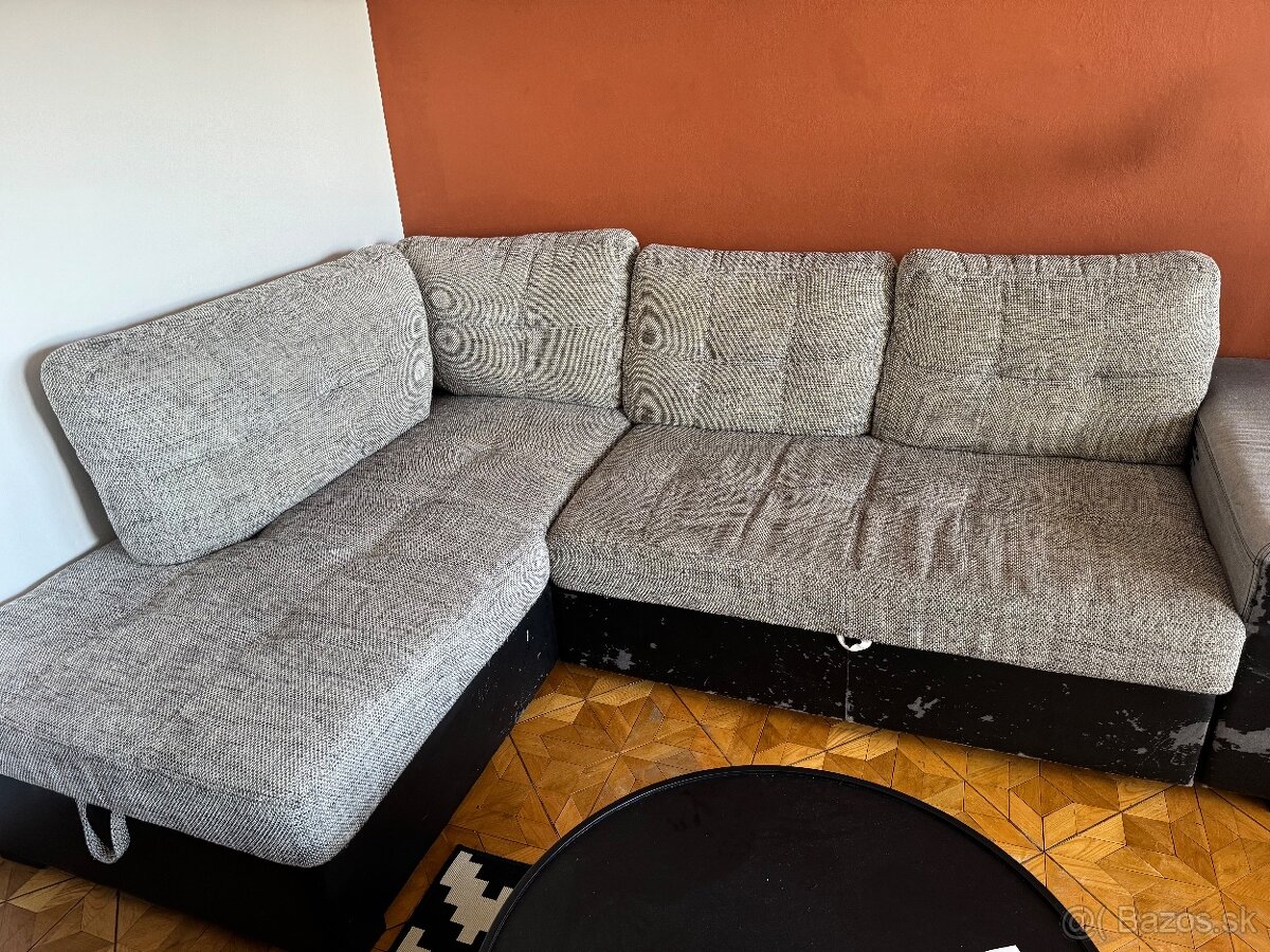 Darujem rohovú sedačku