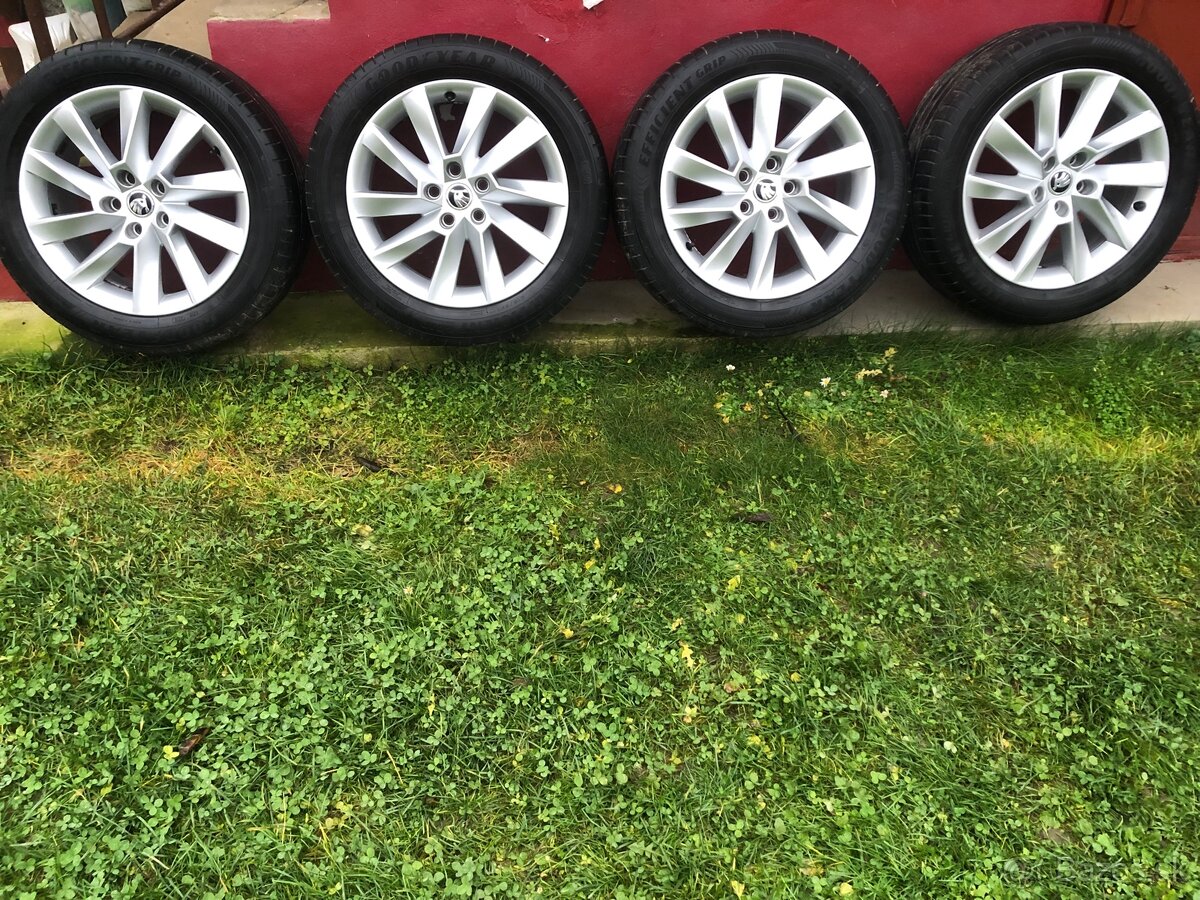 Elektróny originál SKODA SUPERB