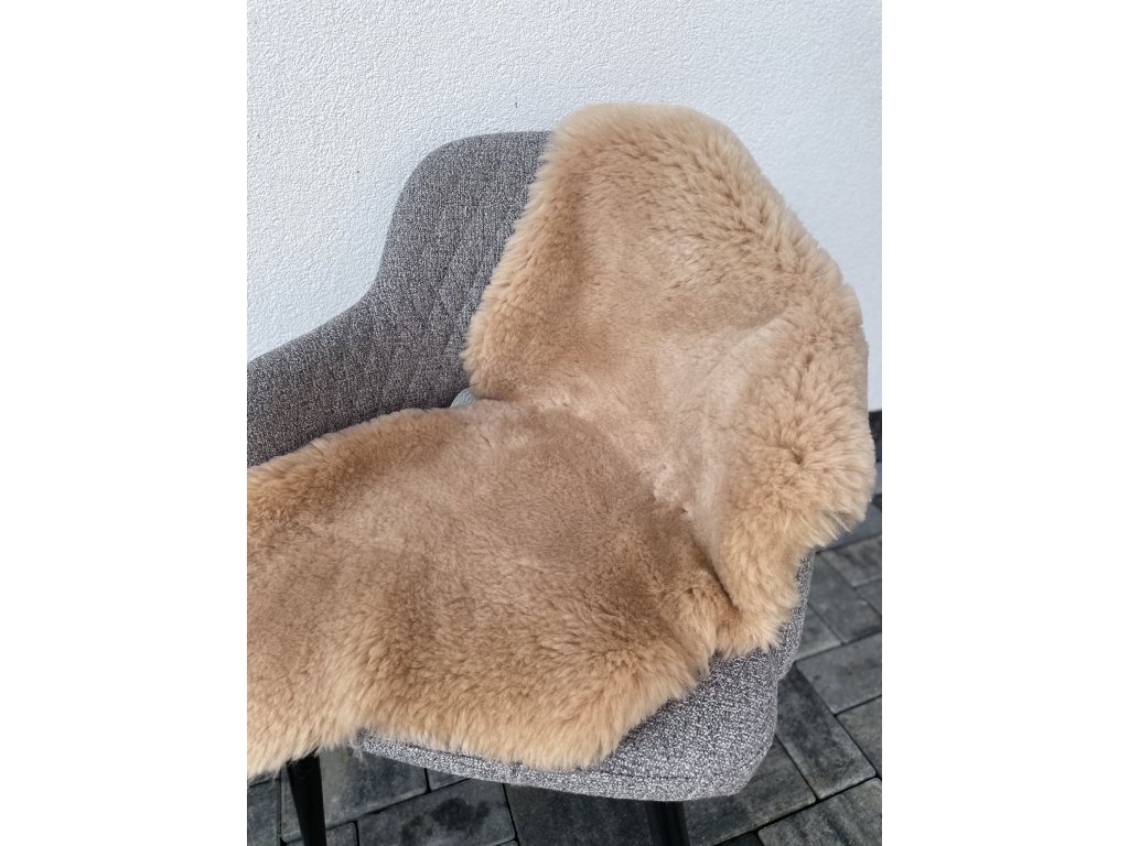 Ovčia kožušina strihaná – luxus, teplo a štýl pre váš domov