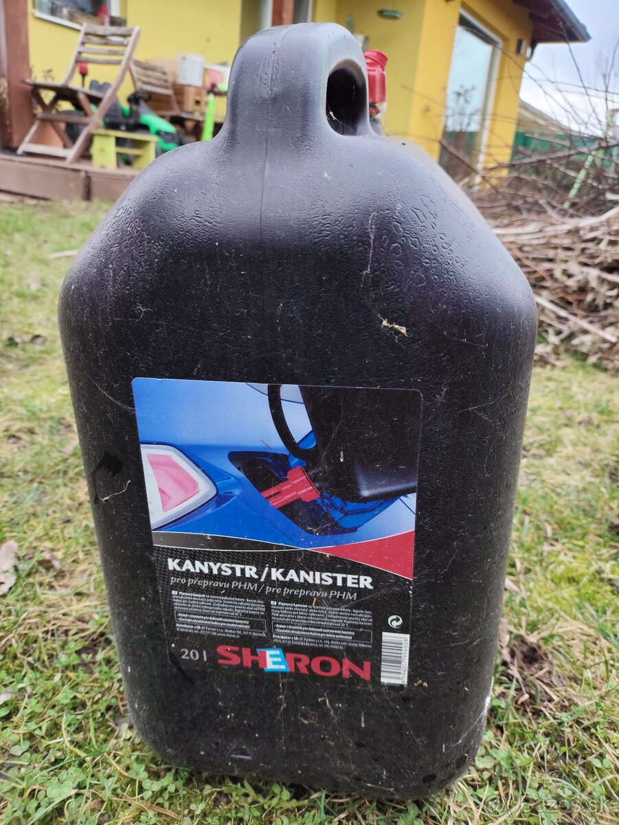 Kanister na vodu, 20litrov