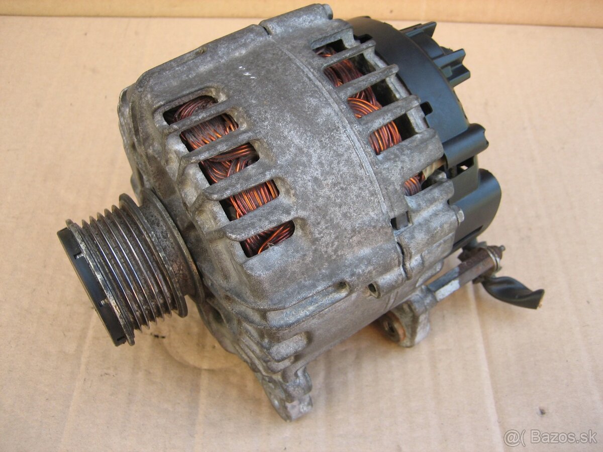 Alternátor 03L903023F 140A Valeo TG14C026