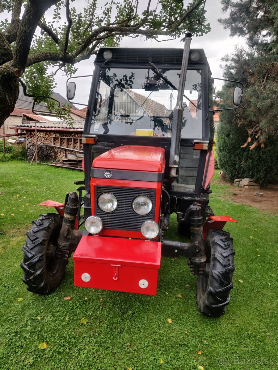 Zetor 5211 + vela prislusenstva