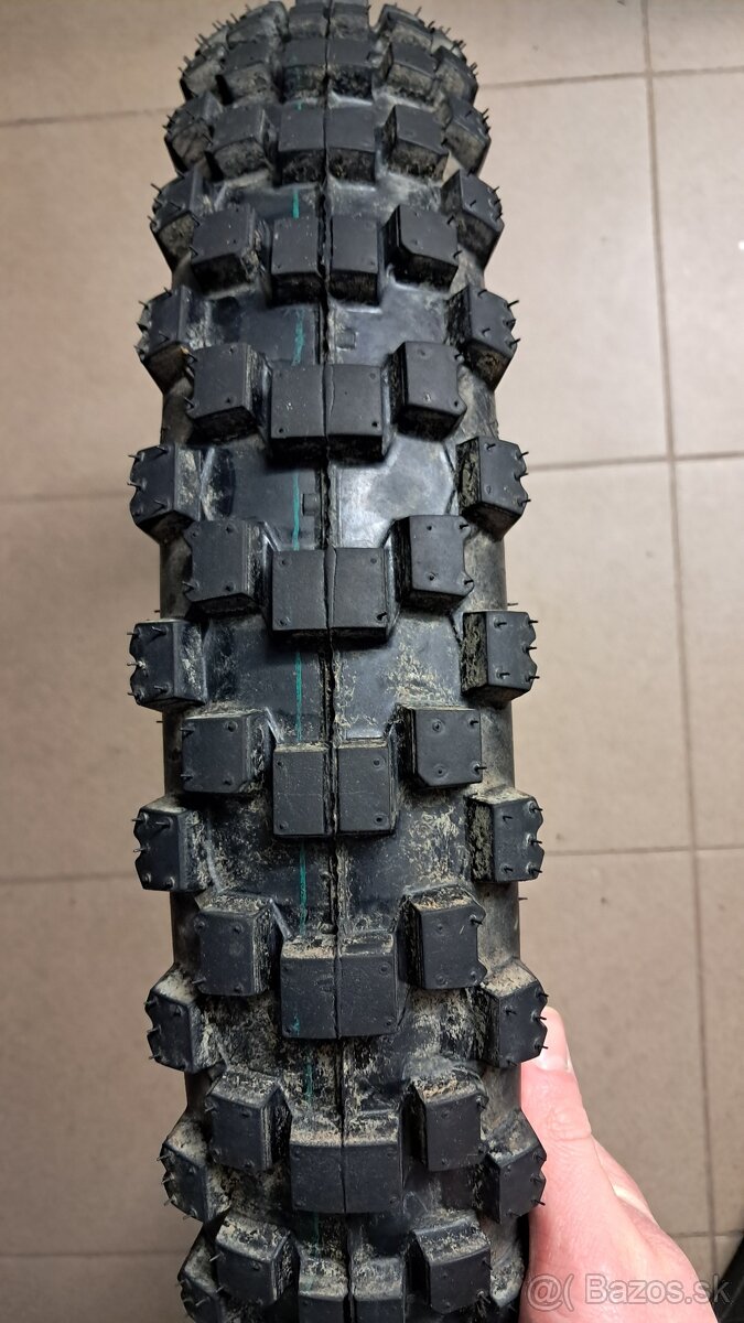 Pneumatika s dušou 80/100 r19 +grátis pneu 70/100 r 19