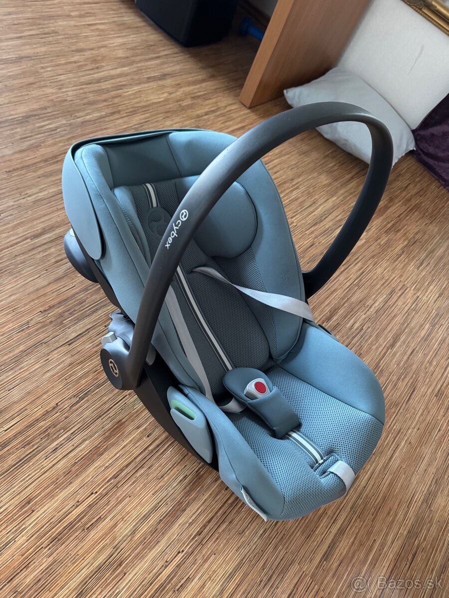 Vajicko Cybex cloud g i-size + base g