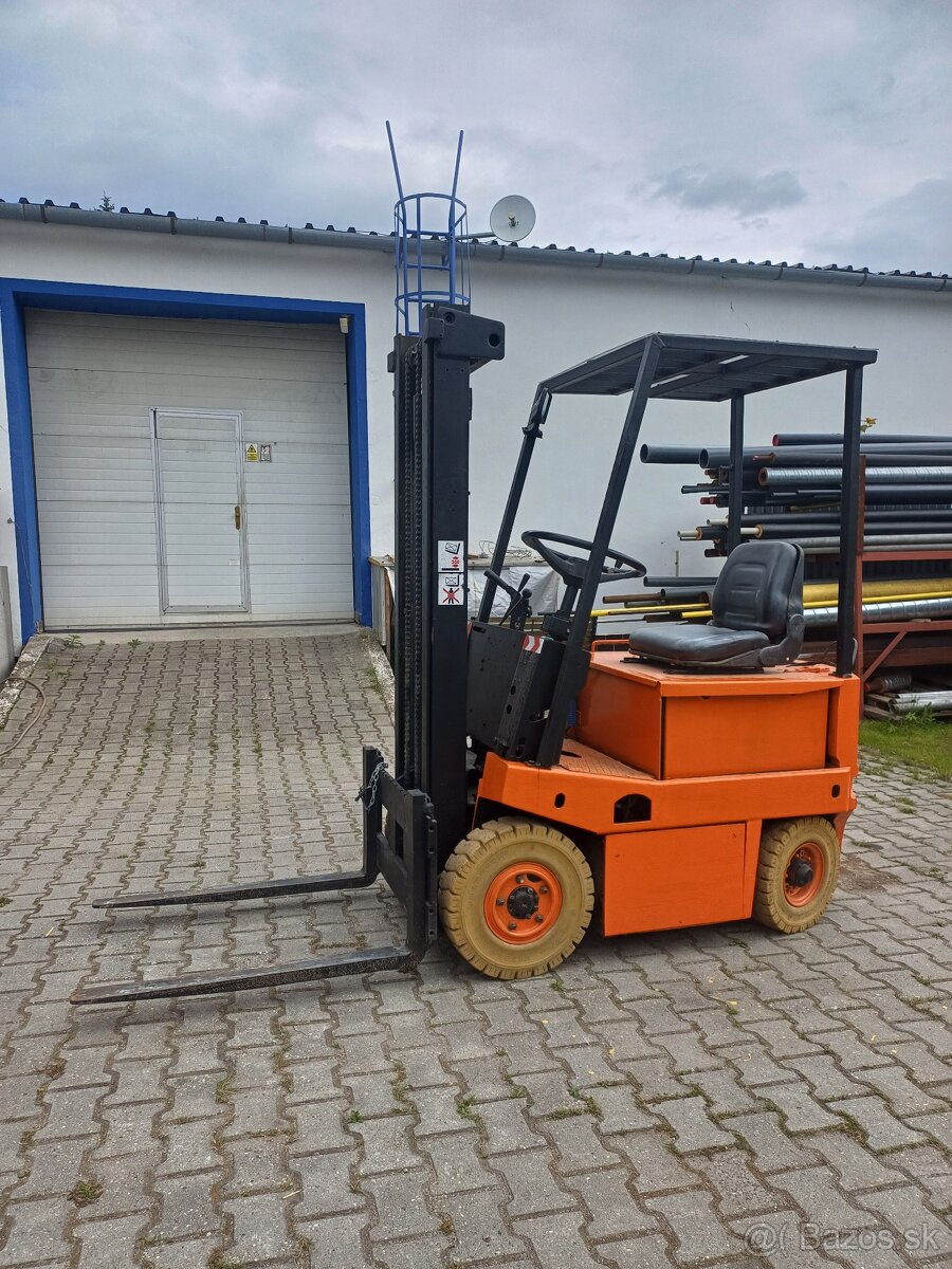 Vysokozdvižný vozík Balkancar EV717 - elektrický