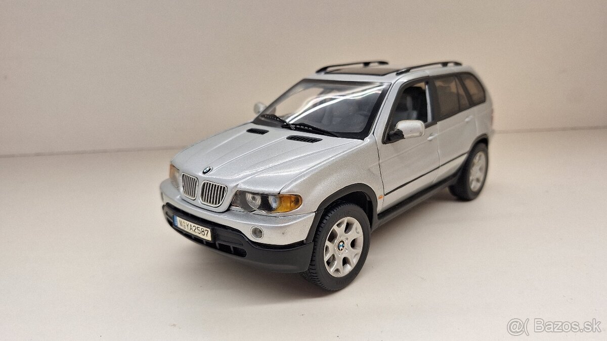 1:18 BMW X5