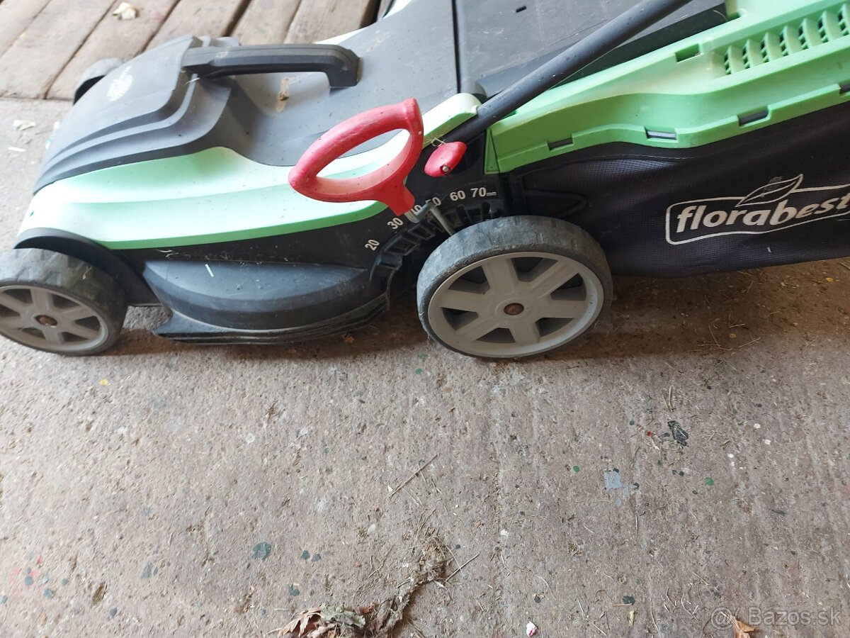 Predam elektricku kosacku