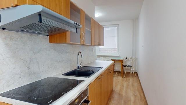 Na prenájom 1-izbový byt s balkónom, Partizanske centrum