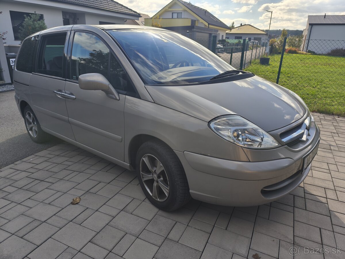 Citroen C8