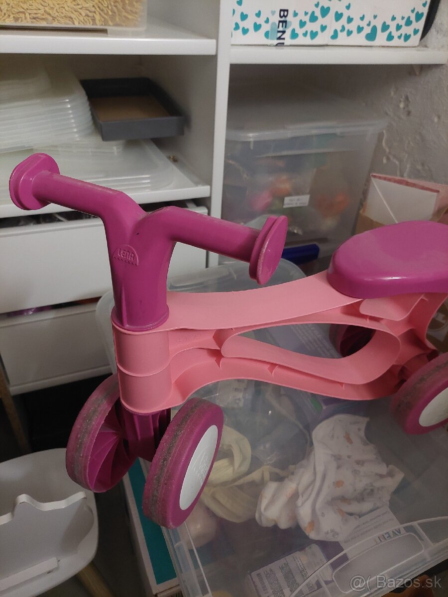 Odrážadlo ružové