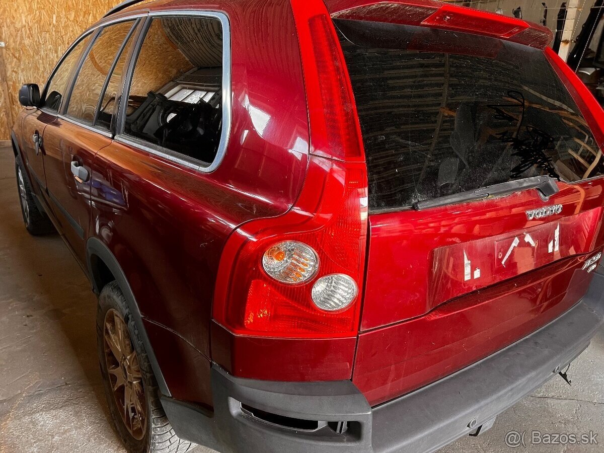 predam diely na Volvo xc90 2.5 ti benzin 154kw Volvo XC90 D5