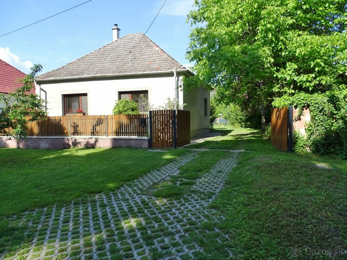 Výrazne znížená cena 4 izbový rodinný dom v Tomášikove