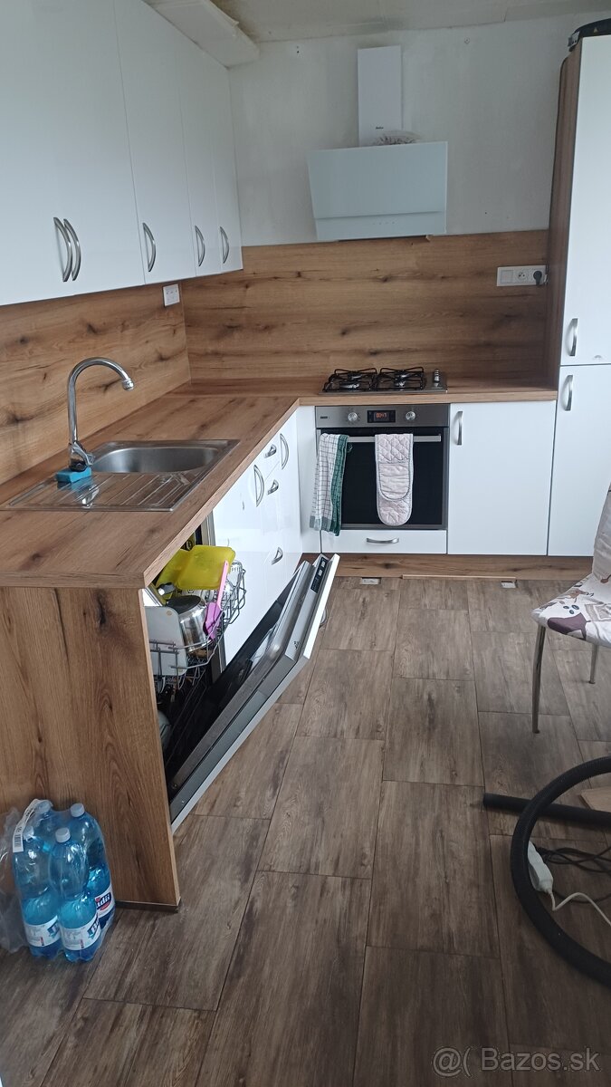 3 izbový byt na prenájom