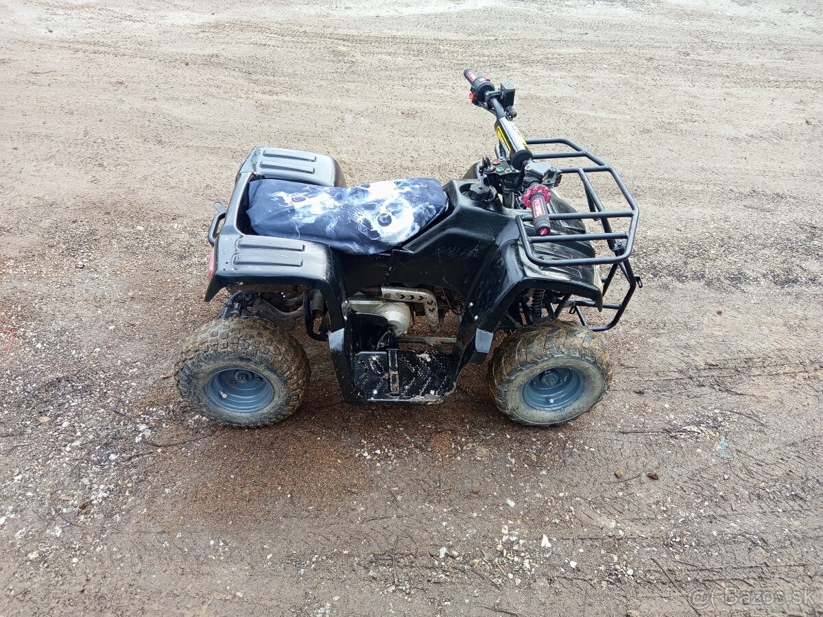 Predám štvorkolku 125