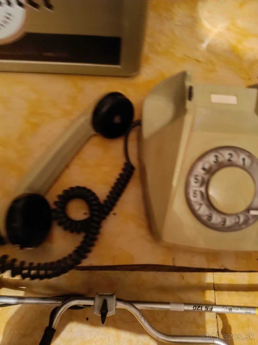 Retro pevná linka