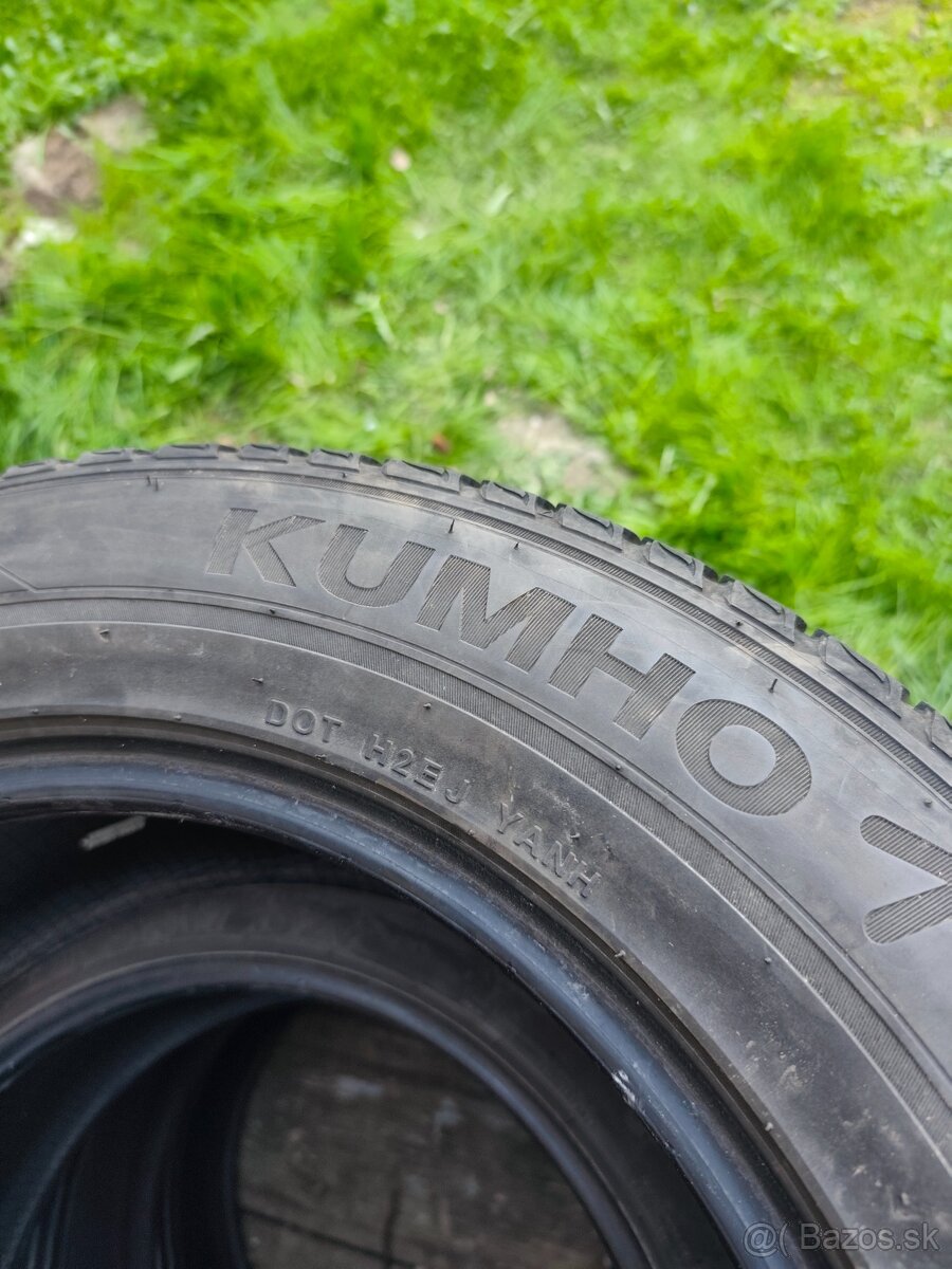 225/65 R17 Kumho univerzálne pneu
