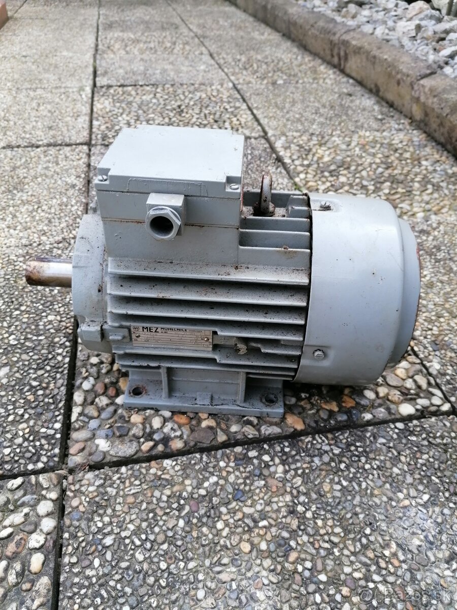 ELEKTROMOTOR