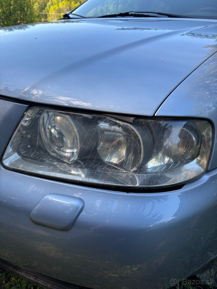 Xenonove svetla Audi A3 8L