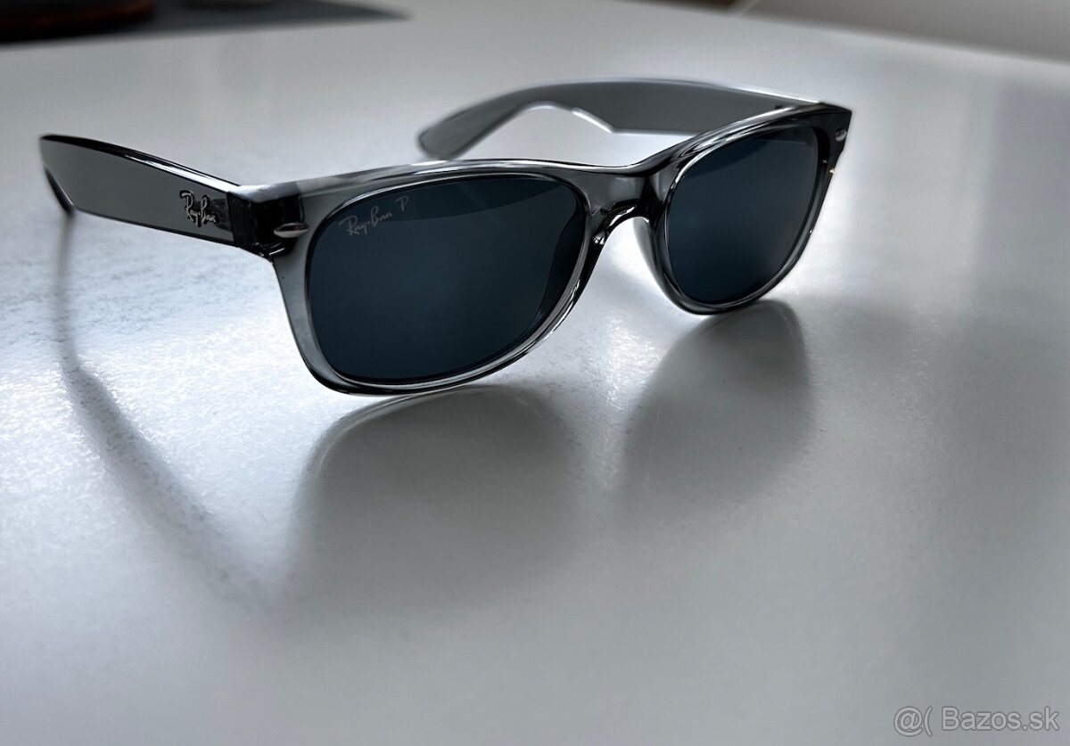 Ray-Ban New Wayfarer RB2132 64503R Polarized