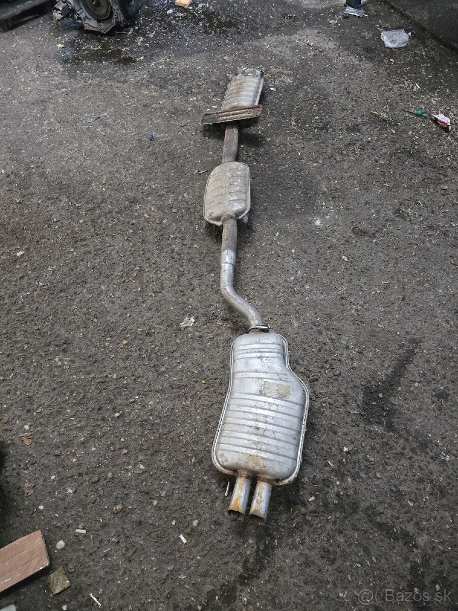Výfuk E46