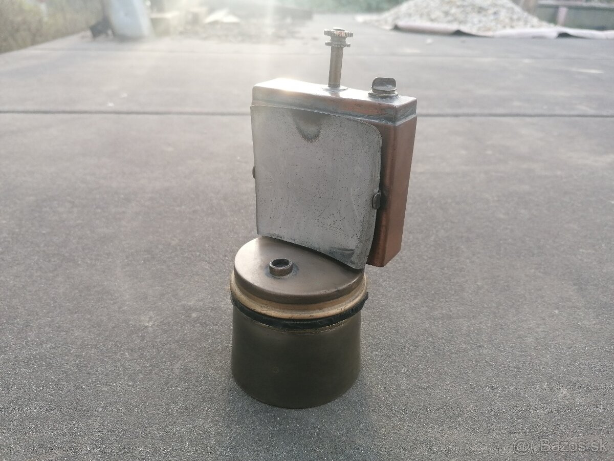 Predám starožitná karbidová lampa